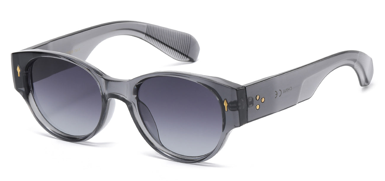 Giselle Runway Stylish Sunglasses by Luna Sunglasses